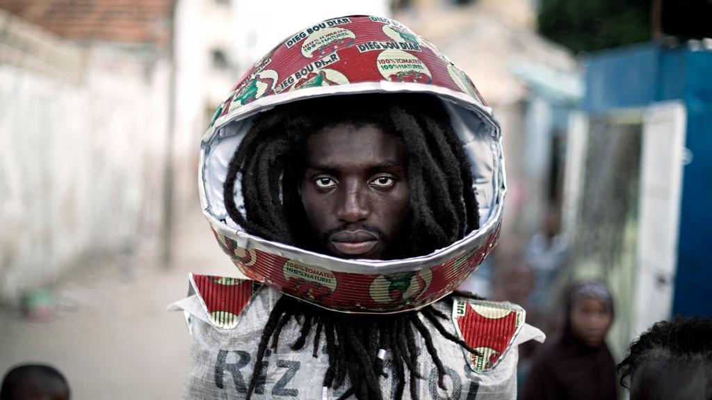 Alexis Peskine, Aljana Moons IC-print on hahnemühle 308gsm paper, 2015© Alexis Peskine, Courtesy October Gallery