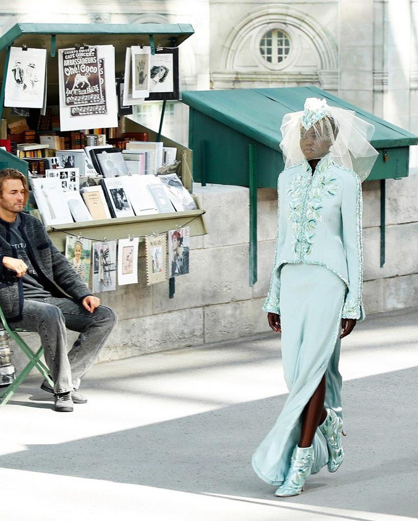 © IMAXTREE Adut Akech Bior closing the Chanel Haute Couture fashion show autumn winter 2018 - 2019