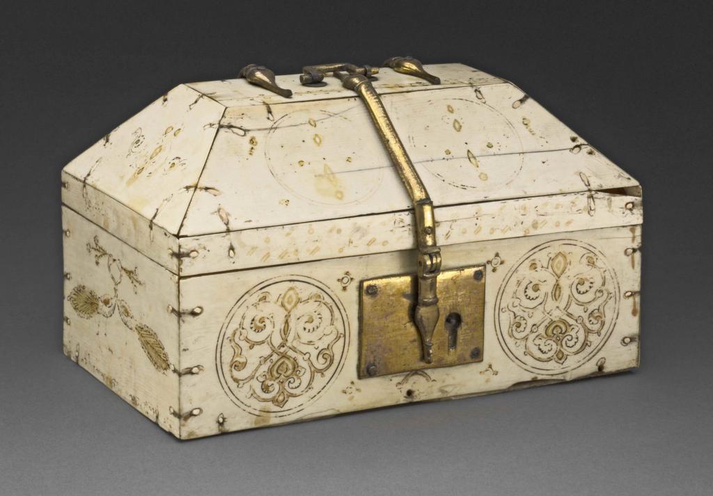 Artskop-Caravans-of-Gold-Casket-Modern-contemporary-african-art-block-museum-of-art