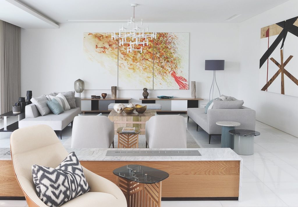 La maison d'art, décoration d'intérieur par ARRCC. Vue du salon formel. Photo par Elsa Young