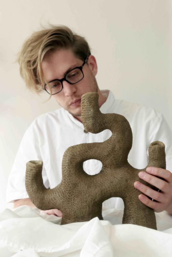 Designer Jan Ernst de Wet working on his functionnal sculpture