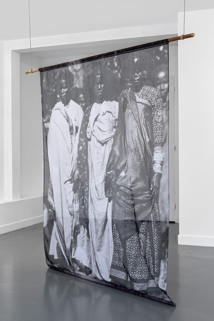 Exhibition of Shiraz Bayjoo Lo Sa La Ter Ruz. Installation views. Courtesy Shiraz Bayjoo and Fondation H